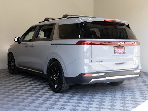 Used 2024 Kia Carnival SX image 14