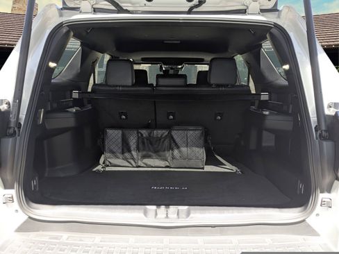 Used 2025 Toyota 4Runner Limited AWD/4WD image 22
