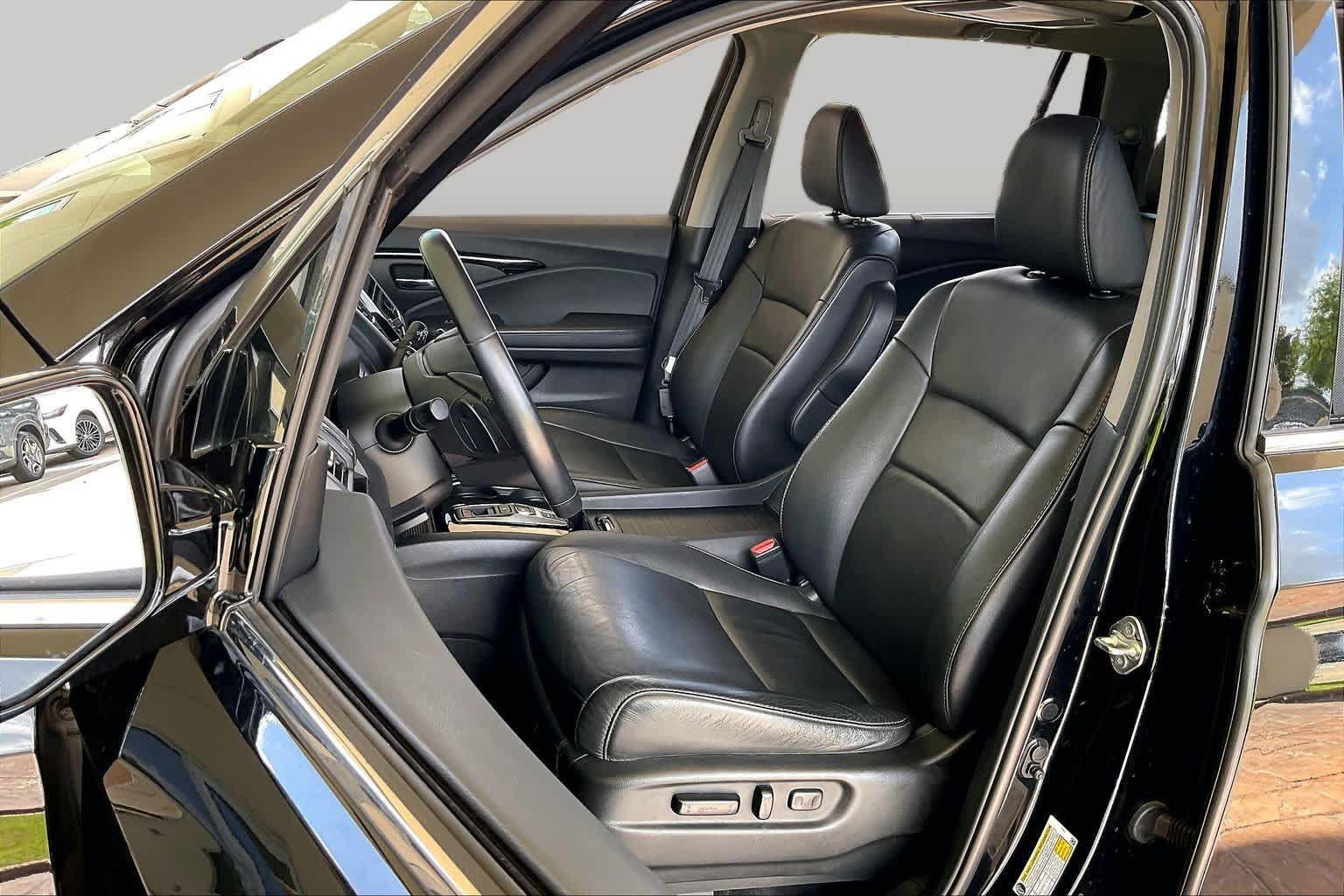 Used 2019 Honda Pilot Touring image 7