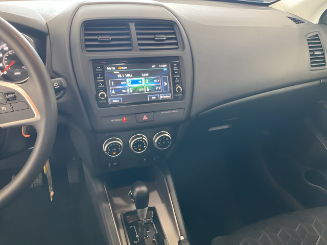 Used 2024 Mitsubishi Outlander Sport AWD image 17
