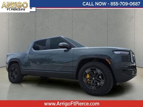 Used 2025 Rivian R1T Premium AWD/4WD image 1