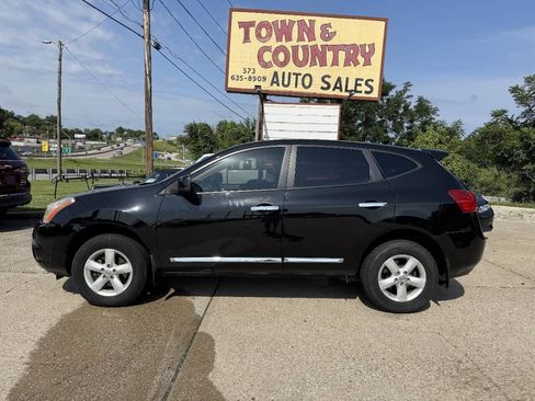 Used 2013 Nissan Rogue S w/ Special Edition Pkg AWD/4WD image 4