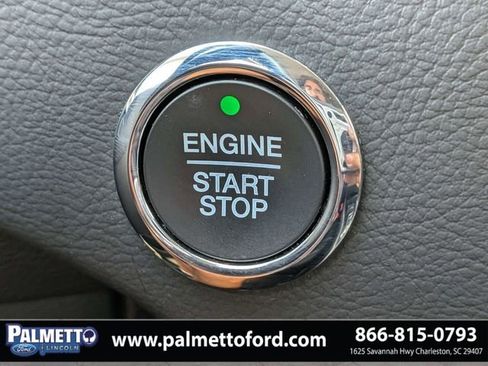 Used 2019 Ford Edge SEL FWD image 26