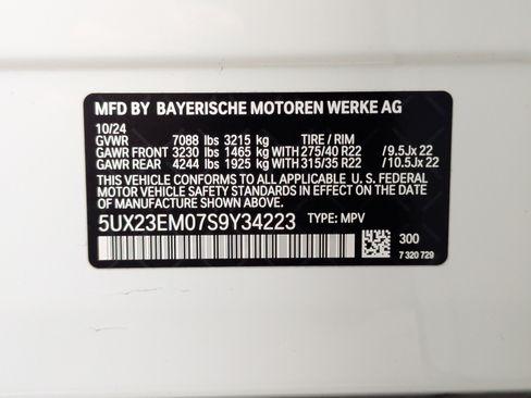 Certified 2025 BMW X7 xDrive40i w/ M Sport Package image 49