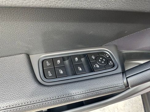 Used 2026 Porsche Cayenne Coupe image 21