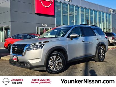 Used 2024 Nissan Pathfinder SV
