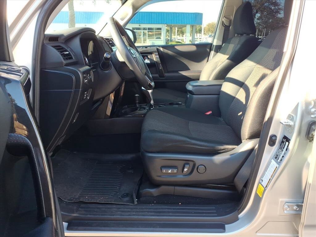 Used 2023 Toyota 4Runner TRD Off-Road AWD/4WD image 19