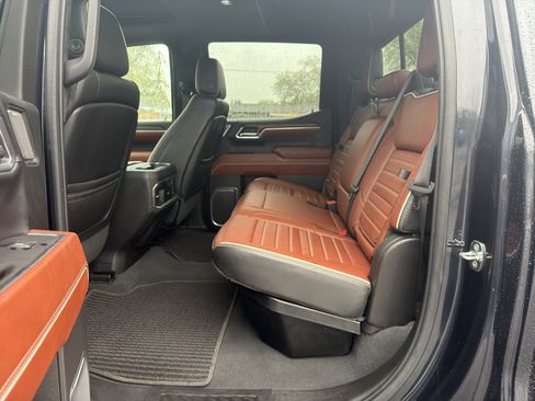 Used 2022 GMC Sierra 1500 Denali Ultimate AWD/4WD image 14