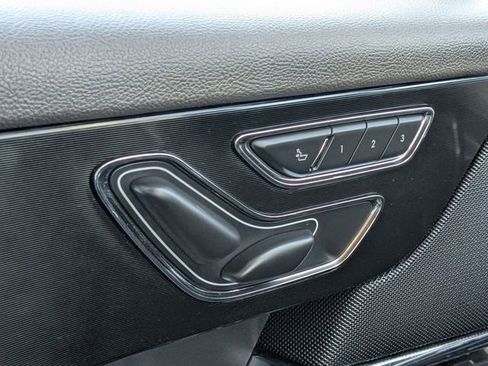 Used 2022 Lincoln Corsair Reserve w/ Luxury Package image 18