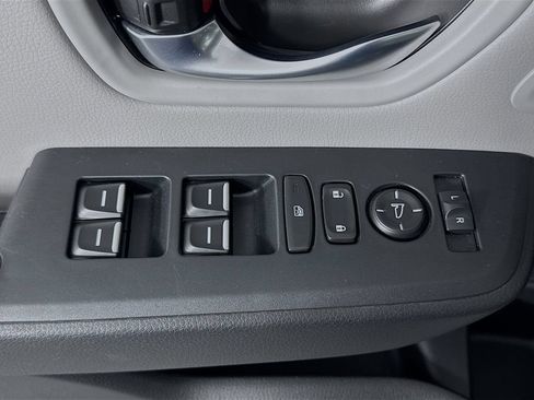 Used 2025 Honda Pilot EX-L image 26