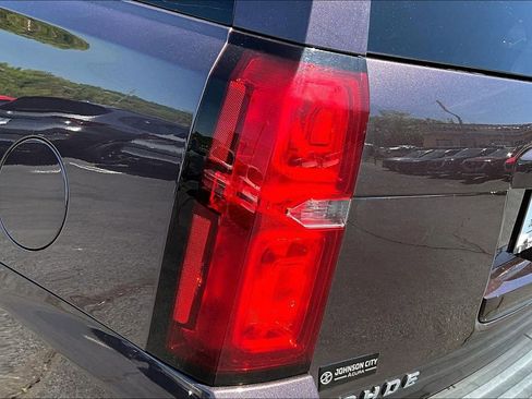 Used 2016 Chevrolet Tahoe LTZ AWD/4WD image 31