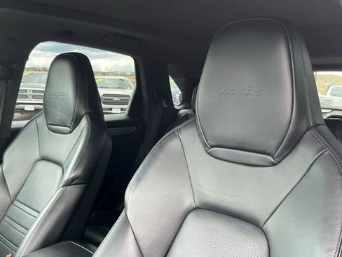 Used 2020 Porsche Cayenne Turbo AWD/4WD image 13