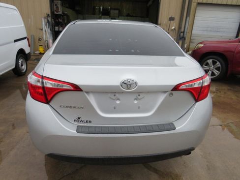 Used 2015 Toyota Corolla L FWD image 5