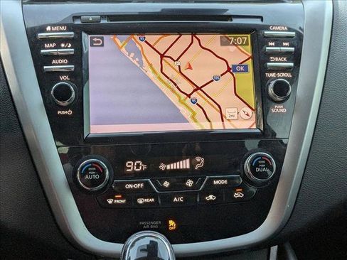 Used 2021 Nissan Murano SL w/ SL Moonroof Package FWD image 16