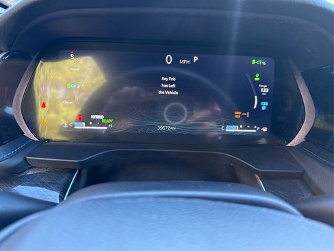 Used 2023 Jeep Grand Cherokee Trailhawk w/ Luxury Tech Group III image 23