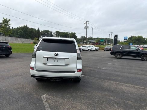 Certified 2023 Lexus GX 460 Luxury w/ Sport Design Package AWD/4WD image 33