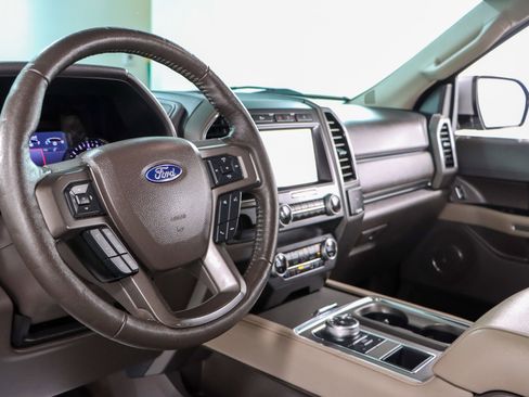 Used 2020 Ford Expedition XLT w/ Equipment Group 202A image 23