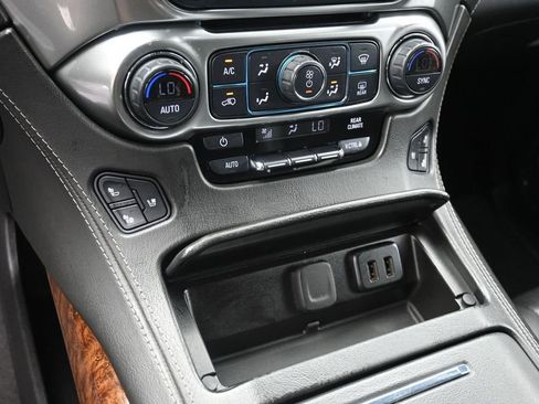 Used 2020 Chevrolet Tahoe Premier RWD image 32