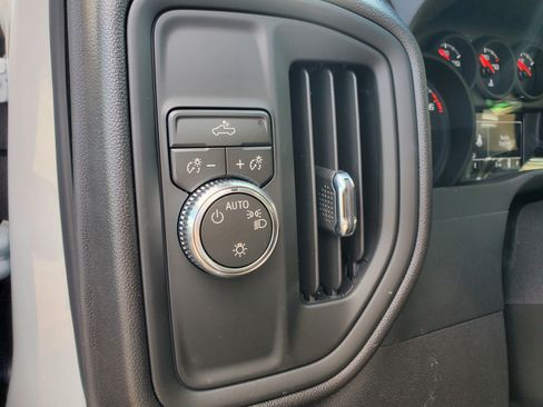 New 2026 GMC Sierra 1500 Pro w/ Pro Value Package image 9