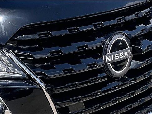 Used 2024 Nissan Kicks S w/ Interior Electronics Package FWD image 28