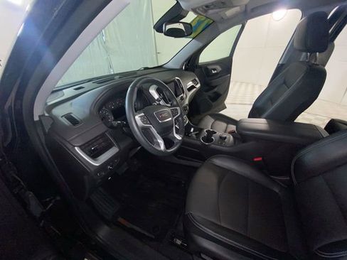 Used 2023 GMC Terrain SLT FWD image 27