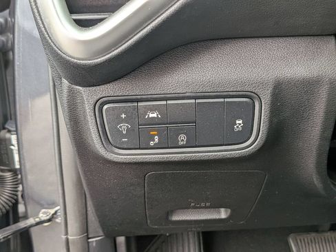 Used 2021 Kia Soul S FWD image 18