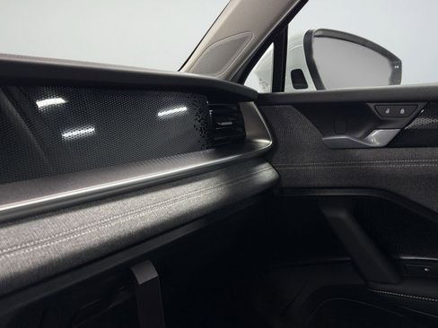 New 2026 Volkswagen Tiguan S AWD/4WD image 25