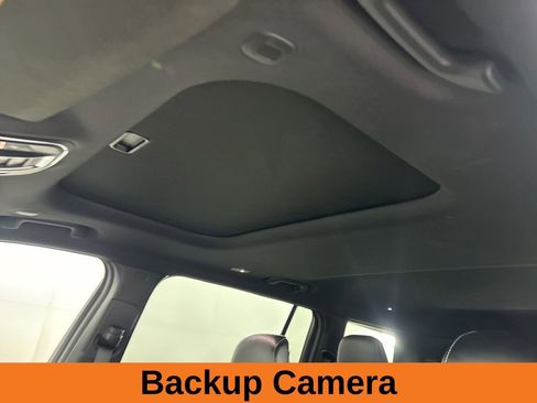 Used 2023 Jeep Grand Cherokee L Laredo image 10