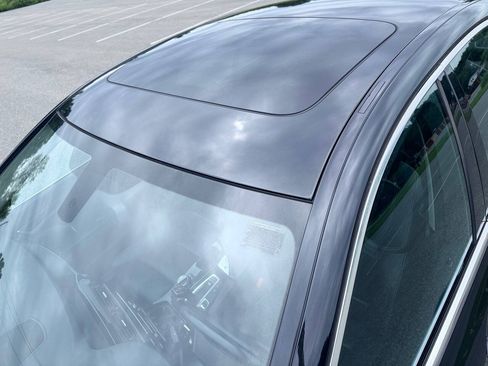 Used 2016 BMW 535i xDrive Sedan AWD/4WD image 4