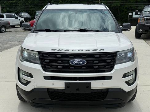 Used 2017 Ford Explorer Sport w/ Equipment Group 401A AWD/4WD image 3