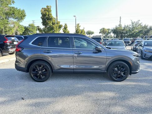 Used 2024 Honda CR-V Sport Touring image 7