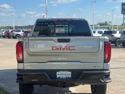New 2026 GMC Sierra 1500 AT4X image 7