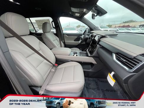 New 2026 GMC Acadia Elevation w/ Black Edition image 21