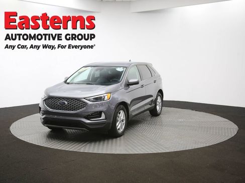 Used 2023 Ford Edge SEL image 52