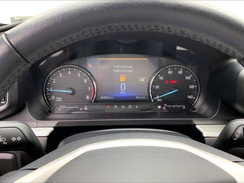 Used 2022 Ford Explorer XLT w/ Equipment Group 202A AWD/4WD image 19