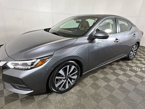 Used 2020 Nissan Sentra SV w/ SV Premium Package FWD image 6