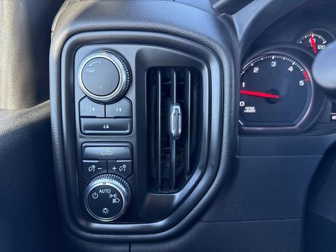 Used 2023 GMC Sierra 2500 Pro w/ Convenience Package image 20