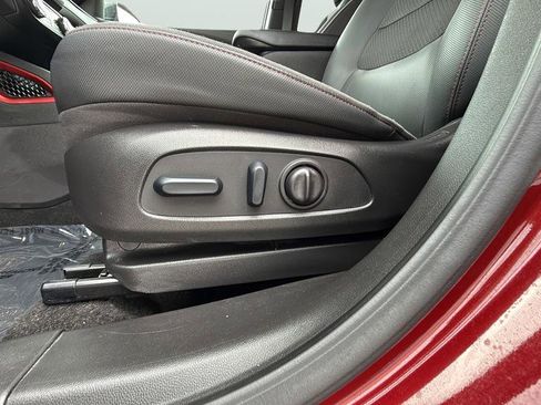 Used 2023 Chevrolet TrailBlazer RS w/ Sun and Liftgate Package image 15