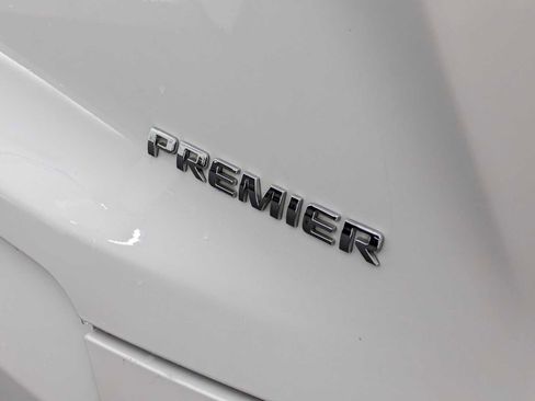 Used 2020 Chevrolet Blazer Premier AWD/4WD image 12