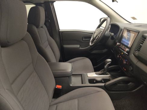 Used 2022 Nissan Frontier S image 21