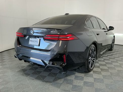 Certified 2025 BMW 530i w/ M Sport Package RWD image 5