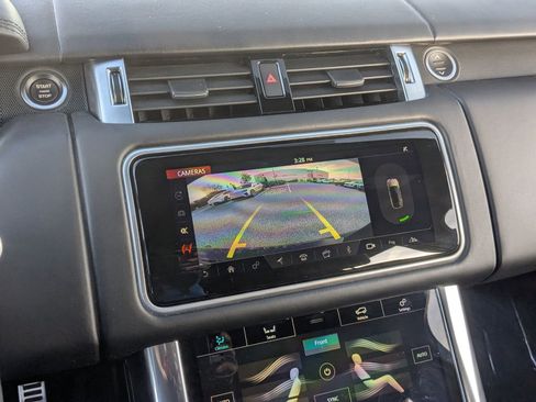 Used 2019 Land Rover Range Rover Sport HSE Dynamic image 14