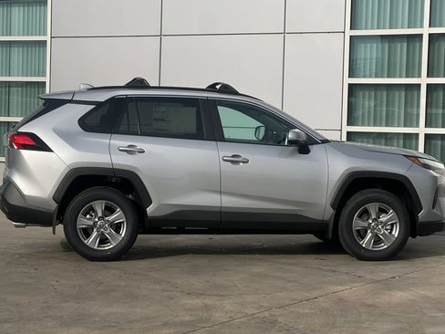 New 2025 Toyota RAV4 XLE w/ Convenience Package image 3