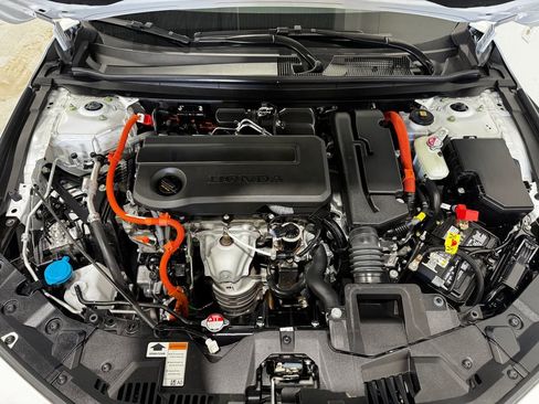 Used 2024 Honda Accord Sport image 11