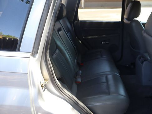 Used 2006 Jeep Grand Cherokee Limited AWD/4WD image 21