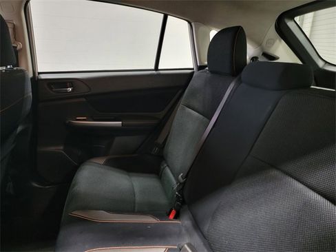 Used 2017 Subaru Crosstrek 2.0i Premium w/ Moonroof Package image 14