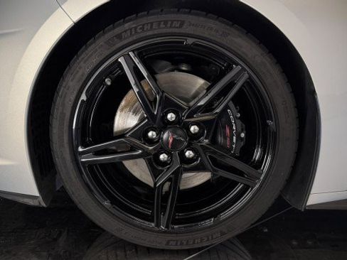 Used 2023 Chevrolet Corvette Stingray Premium Cpe w/ Z51 Performance Package image 30