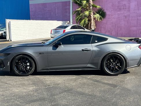 Used 2024 Ford Mustang GT RWD image 7