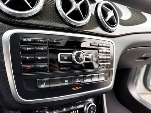 Used 2015 Mercedes-Benz GLA 45 AMG 4MATIC w/ Driver Assistance Package image 26