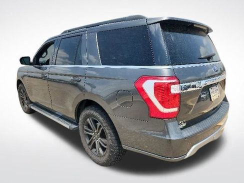 Used 2019 Ford Expedition XLT w/ Equipment Group 202A AWD/4WD image 7